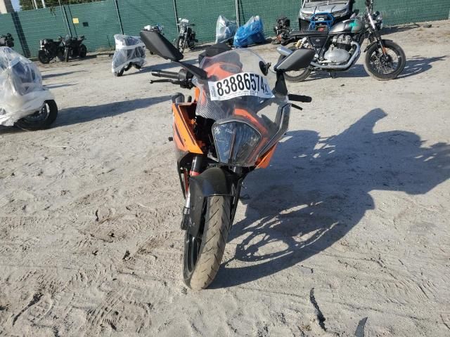 2022 KTM 390 RC