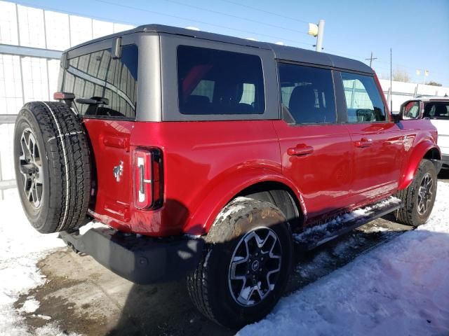 2021 Ford Bronco Base