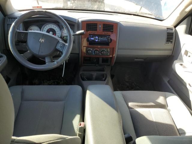 2005 Dodge Dakota Quad SLT