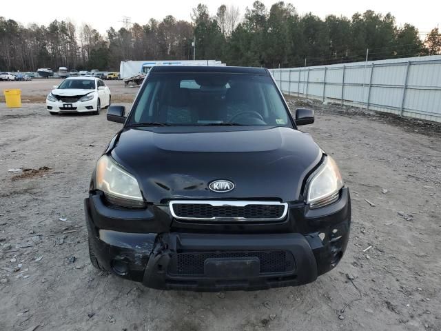 2011 KIA Soul +