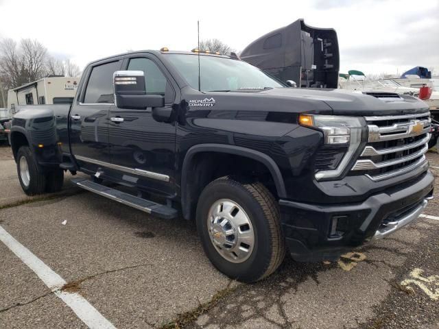 2024 Chevrolet Silverado K3500 High Country