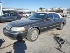 2005 Lincoln Town Car Signature Limited