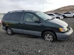 2002 Toyota Sienna CE