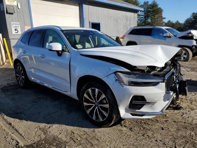 2023 Volvo XC60 Plus