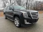 2017 Cadillac Escalade ESV Luxury