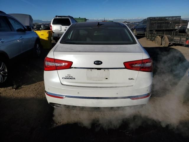 2014 KIA Cadenza Premium