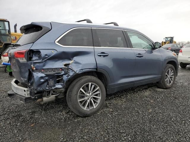 2019 Toyota Highlander SE