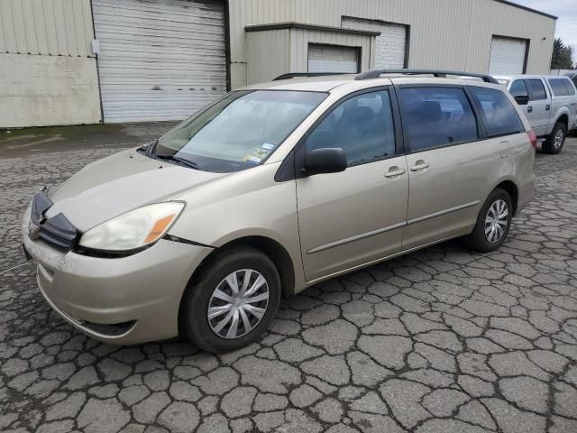 2004 Toyota Sienna CE