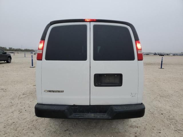 2018 Chevrolet Express G2500