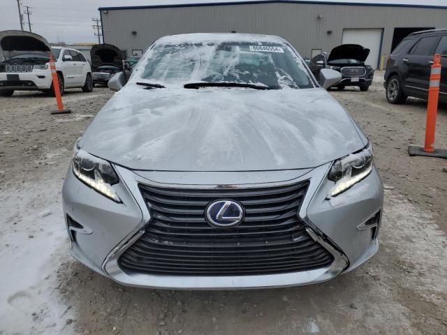 2016 Lexus ES 300H