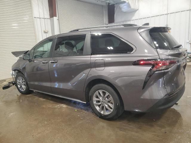 2023 Toyota Sienna XLE