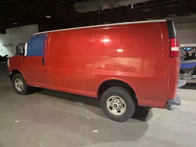 2005 GMC Savana G2500