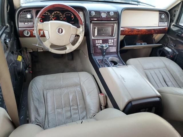 2005 Lincoln Navigator