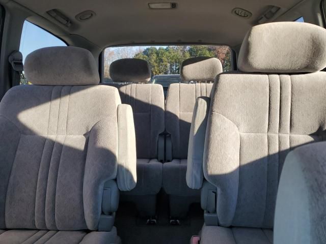 2000 Toyota Sienna LE