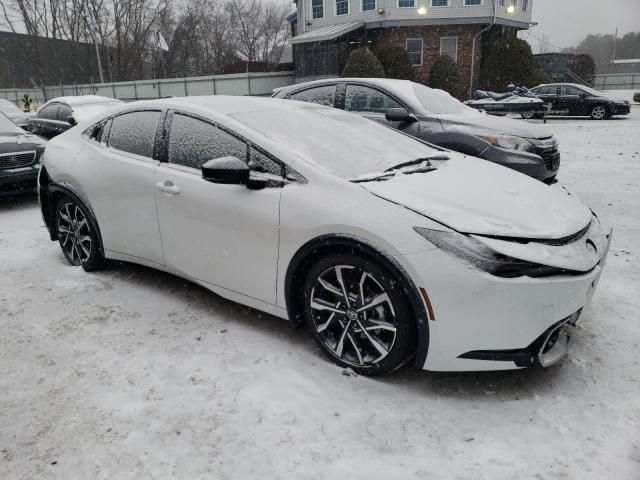 2024 Toyota Prius Prime SE