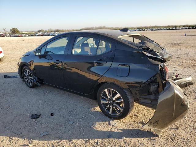 2022 Nissan Versa SV