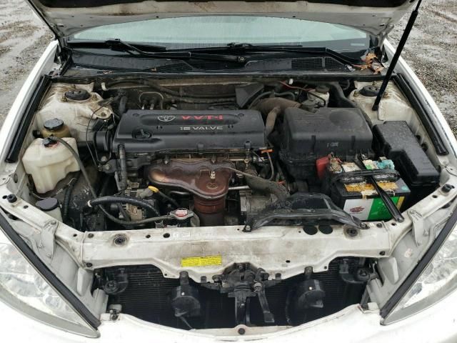 2004 Toyota Camry LE