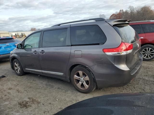 2014 Toyota Sienna LE