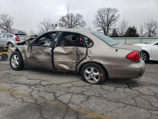 2002 Ford Taurus SE