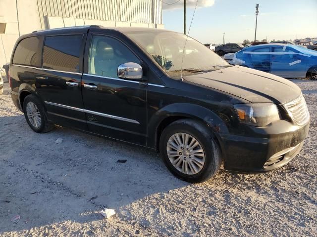 2013 Chrysler Town & Country Limited