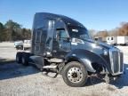 2014 Kenworth Construction T680