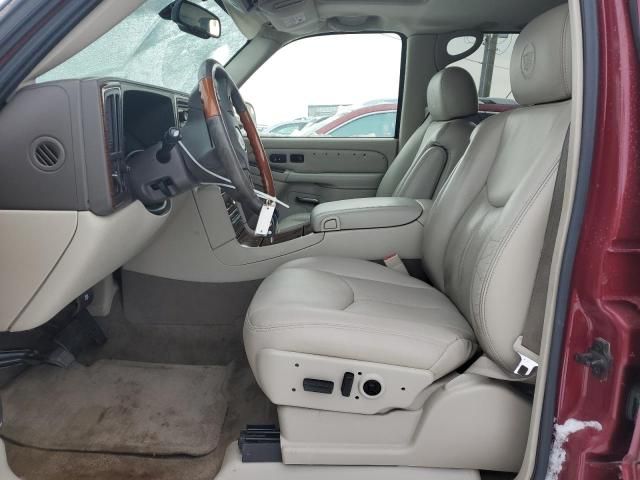 2004 Cadillac Escalade Luxury