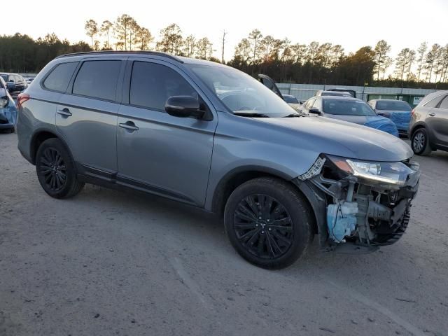 2020 Mitsubishi Outlander SE