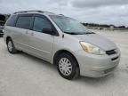 2004 Toyota Sienna CE