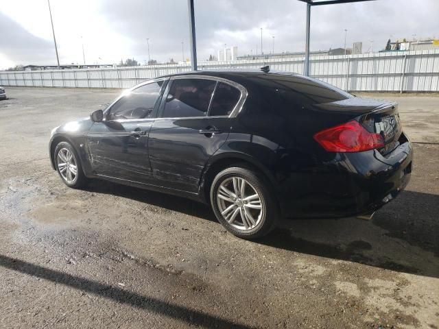 2015 Infiniti Q40