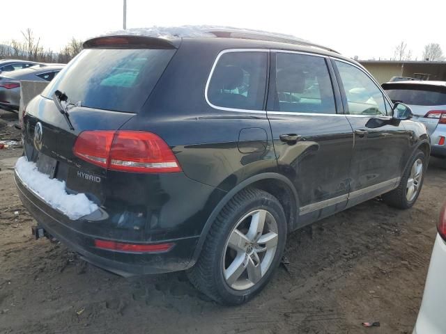 2011 Volkswagen Touareg Hybrid