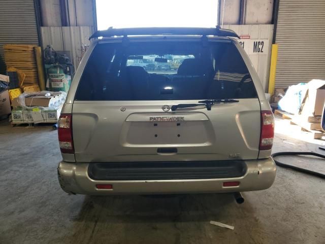 2002 Nissan Pathfinder LE