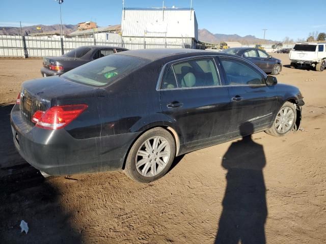 2005 Toyota Avalon XL