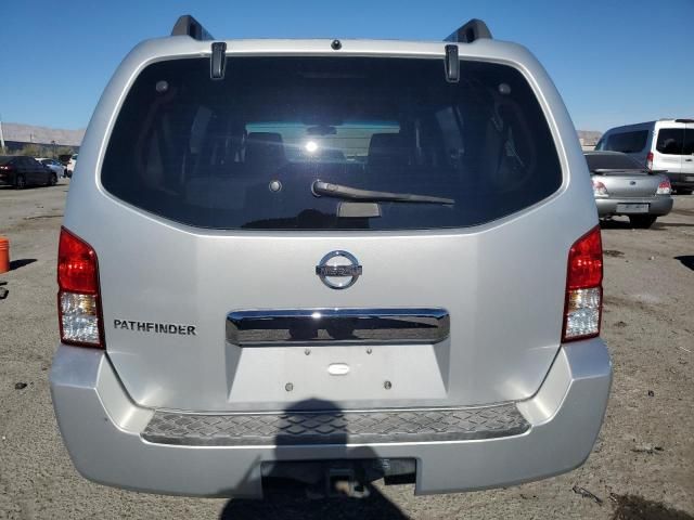 2006 Nissan Pathfinder LE