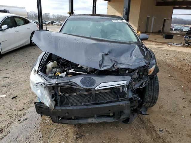 2011 Toyota Camry Hybrid