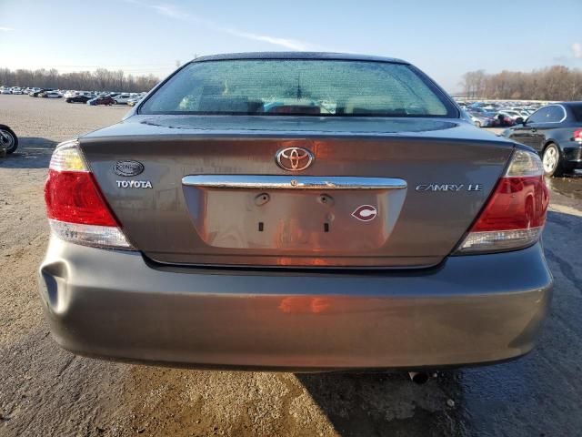 2005 Toyota Camry LE