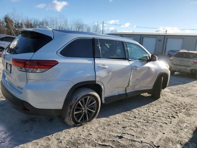 2019 Toyota Highlander SE