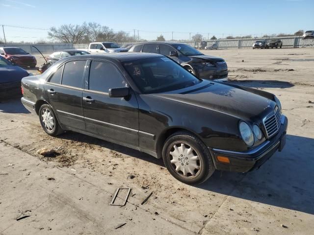 1999 Mercedes-Benz E 320