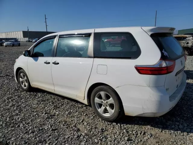 2016 Toyota Sienna