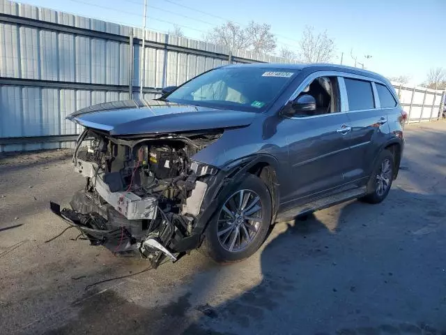 2018 Toyota Highlander SE