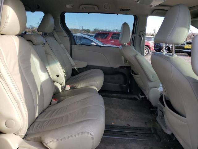 2014 Toyota Sienna XLE