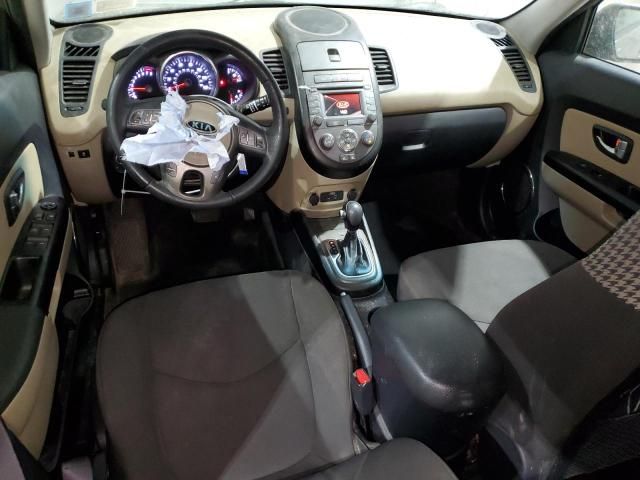 2012 KIA Soul +