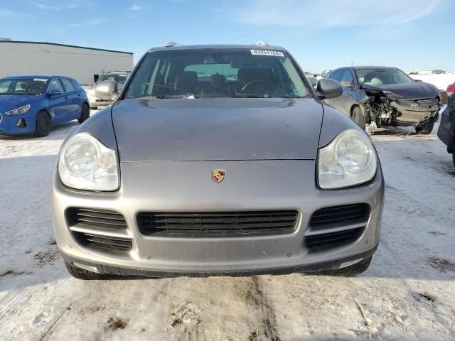 2004 Porsche Cayenne