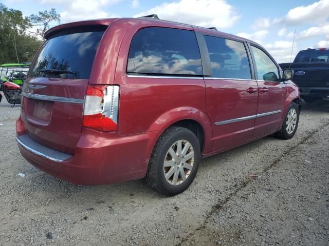 2016 Chrysler Town & Country Touring