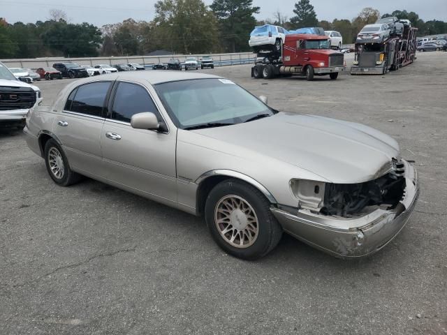 2001 Lincoln Town Car Executive