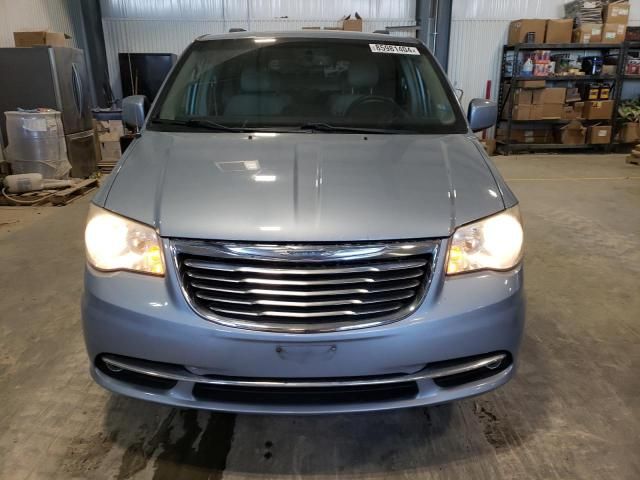 2013 Chrysler Town & Country Touring