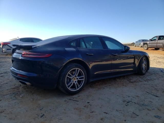 2018 Porsche Panamera 4