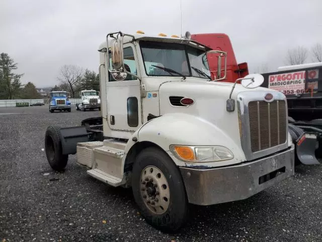 2014 Peterbilt 337