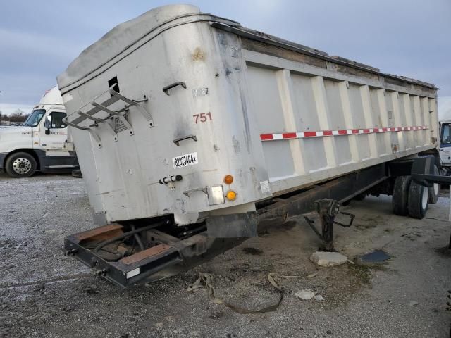 1976 East Manufacturing Trailer