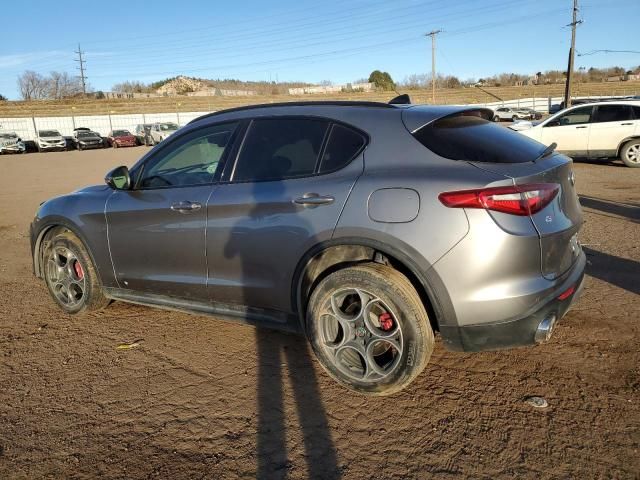 2018 Alfa Romeo Stelvio Sport