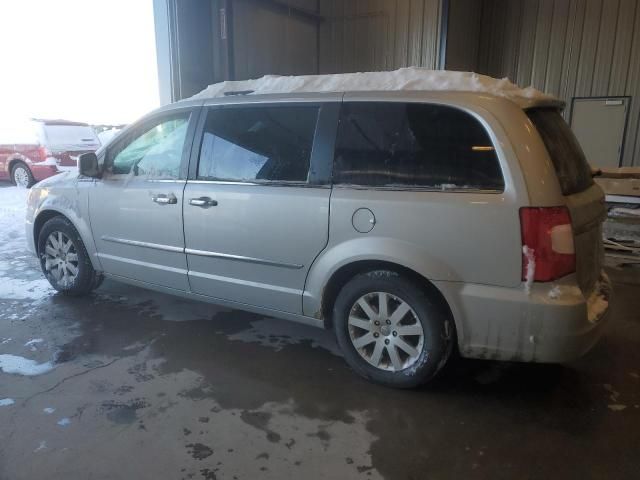 2012 Chrysler Town & Country Touring L